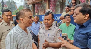 শিলিগুড়িতে বেআইনি নির্মাণের বিরুদ্ধে কড়া বার্তা পুর কমিশনারের, ভাঙা হতে পারে অবৈধ তলা!
