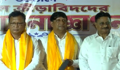 রাজনীতি ভুলে কি একমঞ্চে দুই শিবির? কল্যাণ চৌবের অনুষ্ঠানে হাজির অজিত বন্দ্যোপাধ্যায়, মদন মিত্ররা