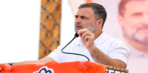 পড়ুয়াদের ‘সন্ত্রাসবাদী’ বলায় ফুঁসছেন রাহুল গান্ধী, কেন্দ্রীয় শিক্ষামন্ত্রীর ইস্তফার দাবিতে সরব বিরোধী দল