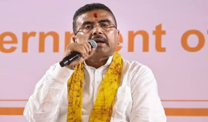 দপ্তর বন্টনে চূড়ান্ত দিন! শুভেন্দুর মন্ত্রিসভার ৩৫ নতুন মন্ত্রীর দায়িত্বে কে, চোখ এখন লোকভবনের দিকে দপ্তর বন্টনে চূড়ান্ত দিন! শুভেন্দুর মন্ত্রিসভার ৩৫ নতুন মন্ত্রীর দায়িত্বে কে, চোখ এখন লোকভবনের দিকে