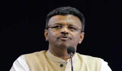 পালাবদলের হাওয়া! বিধাননগর থানায় ফিরহাদ হাকিমের বিরুদ্ধে অভিযোগ দায়ের, তোলপাড় রাজনৈতিক মহল পালাবদলের হাওয়া! বিধাননগর থানায় ফিরহাদ হাকিমের বিরুদ্ধে অভিযোগ দায়ের, তোলপাড় রাজনৈতিক মহল