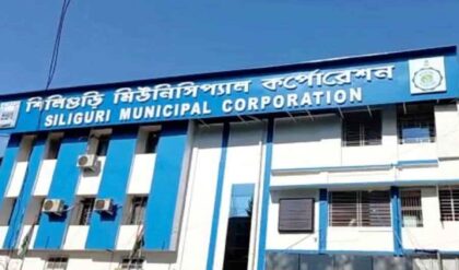 সবুজ শিলিগুড়ি গড়ার ডাক! ‘এক পেড় মা কে নাম’ অভিযানে নামল পুরনিগম।
