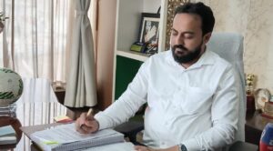 “বাঙালি ফুটবলাররা সুযোগ পাচ্ছে কোথায়?”-দায়িত্ব পেয়েই অতীতের কোন দুর্নীতির দিকে আঙুল তুললেন নতুন ক্রীড়ামন্ত্রী?