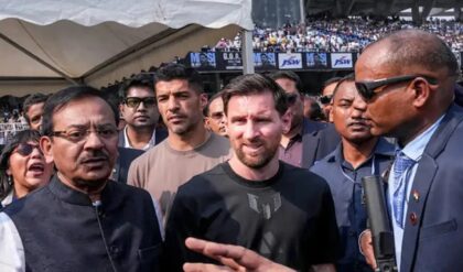 মেসি-কাণ্ডে উত্তাল রাজনীতি: এফআইআর-এর পর এবার তলব, আইনের পথে অরূপ বিশ্বাস?