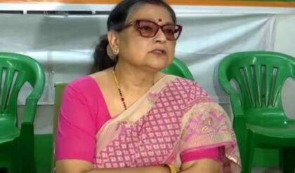 সংসদীয় দল ভেঙে চুরমার, NDA-র দিকে কি পা বাড়াচ্ছেন কাকলি? বিস্ফোরক সাক্ষাৎকারে জল্পনার অবসান সংসদীয় দল ভেঙে চুরমার, NDA-র দিকে কি পা বাড়াচ্ছেন কাকলি? বিস্ফোরক সাক্ষাৎকারে জল্পনার অবসান