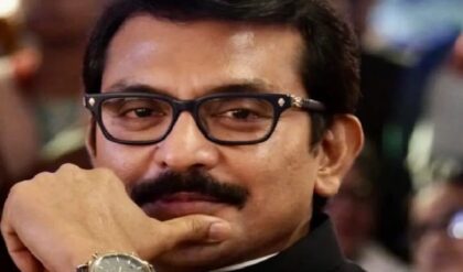 স্বরূপ বিশ্বাসের বাড়িতে ডিজিটাল লক দেওয়া ‘রহস্যময়’ ঘর! কী লুকিয়ে রাখা আছে ভেতরে? স্বরূপ বিশ্বাসের বাড়িতে ডিজিটাল লক দেওয়া ‘রহস্যময়’ ঘর! কী লুকিয়ে রাখা আছে ভেতরে?