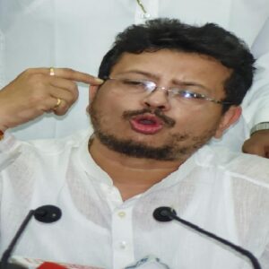 অভিষেককে লক্ষ্য করে বিষোদ্গার ঋতব্রতর! সোনারপুরের ঘটনা নিয়ে এবার ‘৬০ থেকে ৬১’ হওয়ার বিস্ফোরক দাবি! অভিষেককে লক্ষ্য করে বিষোদ্গার ঋতব্রতর! সোনারপুরের ঘটনা নিয়ে এবার ‘৬০ থেকে ৬১’ হওয়ার বিস্ফোরক দাবি!