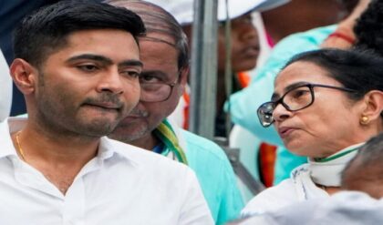 তৃণমূলের অন্দরে বড় রদবদল! অভিষেক বন্দ্যোপাধ্যায়ের কাঁধে জাতীয় সাধারণ সম্পাদকের দায়িত্ব