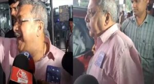 ‘জয় শ্রীরাম’স্লোগান, বিমানবন্দরে মেজাজ হারালেন তৃণমূল সাংসদ কল্যাণ বন্দ্যোপাধ্যায়
