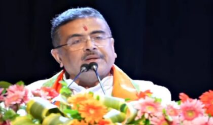 ‘পুষ্পা ঝুকেগা নেহি বলেছিল, এখন হারিয়ে গেছে!’ বিধাননগর ভোটের আগে বিঁধলেন শুভেন্দু ‘পুষ্পা ঝুকেগা নেহি বলেছিল, এখন হারিয়ে গেছে!’ বিধাননগর ভোটের আগে বিঁধলেন শুভেন্দু