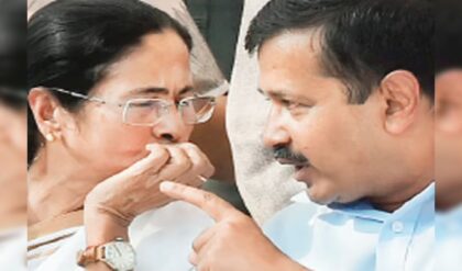 অভিষেকের বাসভবনে মমতা-কেজরিওয়াল দ্বিপাক্ষিক আলোচনা! জোটের অন্দরে কি নতুন সমীকরণ? অভিষেকের বাসভবনে মমতা-কেজরিওয়াল দ্বিপাক্ষিক আলোচনা! জোটের অন্দরে কি নতুন সমীকরণ?