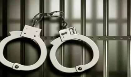 পোশাক বদলে পালানোর চেষ্টা! অধ্যাপিকা খুনের সিসিটিভি ফুটেজ দেখে চমকে উঠল পুলিশ