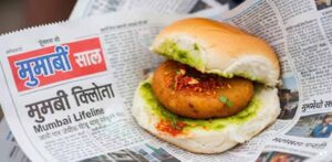 বড়া পাও প্রিয়? মহারাষ্ট্রের নয়া নির্দেশে বড় ধাক্কা রাস্তার খাবারের দোকানে!