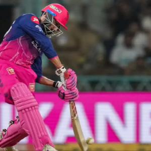 রাজস্থান রয়্যালস থেকে ফিরেই মাঠ কাঁপালেন শুভম দুবে! বিধ্বংসী ব্যাটিংয়ে রেকর্ড গড়লেন তারকা