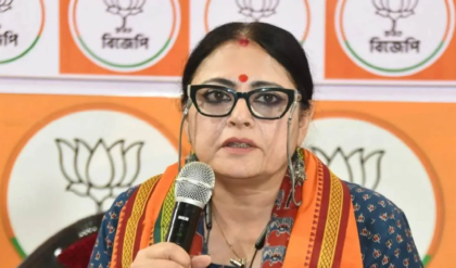 ‘কাজ না পোষালে ইস্তফা দিন, এখানে লুটপাট চলবে না’ আসানসোল হাসপাতালে কড়া হুঁশিয়ারি মন্ত্রীর