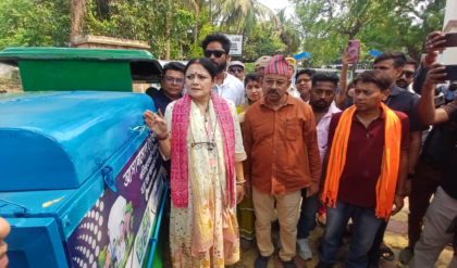 রাস্তায় ময়লা ফেললেই জরিমানা! শহর পরিষ্কার রাখতে কড়া নির্দেশ মন্ত্রী অগ্নিমিত্রা পালের
