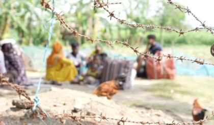 “BSF তাড়াচ্ছে, BGB-ও তাড়াচ্ছে”-কাঁটাতারের মাঝে আটকে ‘বিপাকে’ বাংলাদেশী “BSF তাড়াচ্ছে, BGB-ও তাড়াচ্ছে”-কাঁটাতারের মাঝে আটকে ‘বিপাকে’ বাংলাদেশী