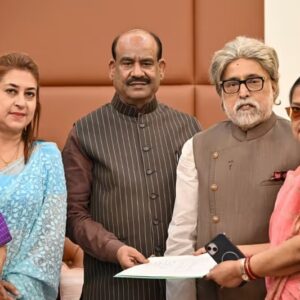 NDA-জোটে যোগ দিতে মরিয়া বিদ্রোহী সাংসদরা, প্রকাশ্যে এল নতুন সমীকরণ NDA-জোটে যোগ দিতে মরিয়া বিদ্রোহী সাংসদরা, প্রকাশ্যে এল নতুন সমীকরণ