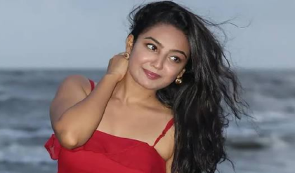 ‘টিআরপির ইঁদুরদৌড়েই বলি?’ সঞ্চিতার মৃত্যুতে ইন্ডাস্ট্রিকে তুলোধোনা আঁচল খুরানার ‘টিআরপির ইঁদুরদৌড়েই বলি?’ সঞ্চিতার মৃত্যুতে ইন্ডাস্ট্রিকে তুলোধোনা আঁচল খুরানার