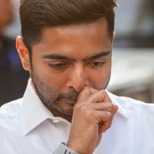 ক্যামাক স্ট্রিটের দাপট শেষ! তৃণমূলের অন্দরে কি কোণঠাসা অভিষেক বন্দ্যোপাধ্যায়? ক্যামাক স্ট্রিটের দাপট শেষ! তৃণমূলের অন্দরে কি কোণঠাসা অভিষেক বন্দ্যোপাধ্যায়?