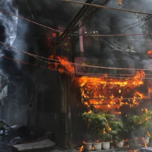 দিল্লির হোটেলে ভয়াবহ অগ্নিকাণ্ড, শর্ট সার্কিট নাকি রাঁধুনির গাফিলতি? প্রকাশ্যে চাঞ্চল্যকর তথ্য
