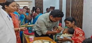 গণবিবাহ তো অনেক দেখেছেন, এবার গাইঘাটায় অভিনব ‘গণঅন্নপ্রাশন’! সাক্ষী রইল ৩৭টি পরিবার