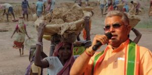 মনরেগার বকেয়া মেটাবে কেন্দ্র, বাংলায় চালু হচ্ছে ১২৫ দিনের কাজের প্রকল্প: বড় ঘোষণা দিলীপ ঘোষের
