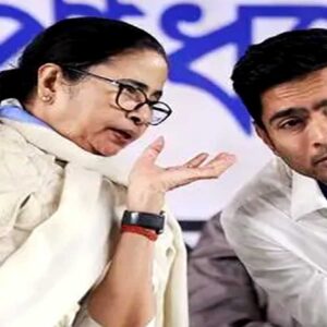 দিল্লিতেও ব্যাকফুটে ঘাসফুল! বিদ্রোহের পথে সায়নী-শত্রুঘ্ন-রচনা: দলবদলের জল্পনায় তোলপাড় রাজনীতি দিল্লিতেও ব্যাকফুটে ঘাসফুল! বিদ্রোহের পথে সায়নী-শত্রুঘ্ন-রচনা: দলবদলের জল্পনায় তোলপাড় রাজনীতি