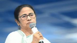 ‘ইতিহাস কি অস্বীকার করা যায়?’ শহিদ দিবসের মঞ্চে তৃণমূল সুপ্রিমোর পুরোনো ছবি রেখে বড় বার্তা প্রদেশ কংগ্রেসের