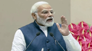১০ বছরের জেল ও ১০ কোটি টাকা জরিমানা! প্রশ্নফাঁস রুখতে মোদী সরকারের মেগা বিল ঘিরে সংসদে চরম হাঙ্গামা