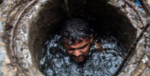 সুরক্ষার বালাই নেই! গ্রেটার নয়ডার এসটিপি ট্যাঙ্কে বিষাক্ত গ্যাসে প্রাণ গেল দুই কর্মীর