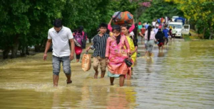 ৫০ বছরের রেকর্ড ভেঙে প্লাবিত অসম! নাগাল্যান্ডে মেঘভাঙা বৃষ্টিতে জলের তলায় একাধিক শহর, মৃত ২১!