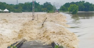 ৫০ বছরের রেকর্ড ভেঙে প্লাবিত ব্রহ্মপুত্র ও তার শাখা নদী! প্রলয়কাণ্ডে চরম সতর্কতা জারি!