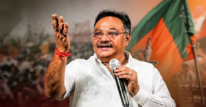 “হাসপাতাল ঘুরিয়ে বাড়ি পাঠান!” কাশ্মীরের আজাদি স্লোগানে সরাসরি পুলিশকে কড়া নির্দেশ শমীক ভট্টাচার্যের!