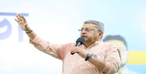 “মহিলা সাংসদকে গালিগালাজ, সংসদের অন্দরে অভব্য আচরণ! লোকসভা থেকে সরাসরি সাসপেন্ড কল্যাণ বন্দ্যোপাধ্যায়।”