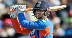মাত্র ১৩ বছর বয়সে হারারেতে অবিশ্বাস্য ম্যাজিক! ভারতীয় দলের হয়ে মাঠে নেমেই নস্ট্যালজিক বিস্ময় বালক বৈভব সূর্যবংশী