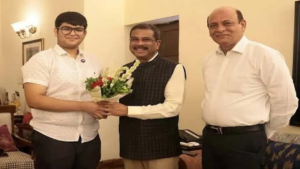 নিট বাতিলের ক্ষোভে যখন রাস্তায় হাজারো পড়ুয়া, তখন ঘরে বসে এই এক সিদ্ধান্তে বাজিমাত পাংশুলের!