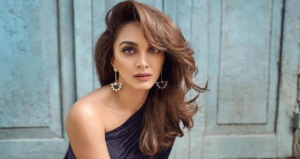 ‘টক্সিক’ বিতর্ককে বুড়ো আঙুল! কেরিয়ারের মধ্যগগনে জন্মদিন উদযাপন কিয়ারা আডবাণীর
