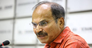 মুর্শিদাবাদে পুলকারে ট্রেনের ধাক্কা, গেটম্যানের ‘মদ্যপ’ কীর্তি নিয়ে বিস্ফোরক অধীর, রেলমন্ত্রীকে ফোন করে কী দাবি জানালেন?