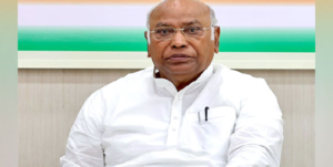 ‘মাইক বন্ধ করে মুখ দাবানোর চেষ্টা!’ মোদী সরকারকে তুলোধোনা মল্লিকার্জুন খারগের!