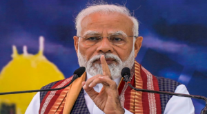 ‘শিশুদের বিভ্রান্ত করবেন না!’ নিট আন্দোলন নিয়ে কড়া বার্তা মোদির, নেপথ্যে কি তবে ককরোচের আতঙ্ক?