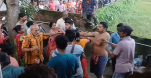 কাটমানির টাকা ফেরত দাও! কাউন্সিলরের বাড়ির সামনে রণক্ষেত্র বসিরহাট, তুমুল ভাঙচুর ও হাতাহাতি