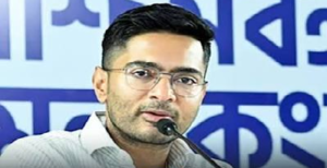 রক্ষাকবচ হারানোর ভয়? ইডি-র তলব এড়িয়ে এবার আইনি লড়াইয়ের পথে অভিষেক বন্দ্যোপাধ্যায়