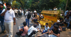 “ধর্মেন্দ্র প্রধান পদত্যাগ না করা পর্যন্ত লড়াই থামবে না!” অনশন শেষের পরই বড় ঘোষণা ককরোচ জনতা পার্টির!