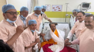 অবশেষে কাটল জট! কেন্দ্রীয় মন্ত্রীর আশ্বাসে ২৬ দিনের দীর্ঘ অনশন প্রত্যাহার সোনম ওয়াংচুকের