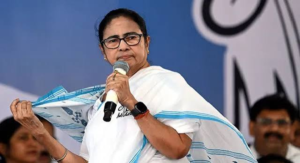 অস্তিত্বের লড়াইয়ে কোণঠাসা তৃণমূল! মমতার নির্দেশে দিল্লির রাজনীতিতে ‘মাস্টারস্ট্রোক’ সাউথ কলকাতার