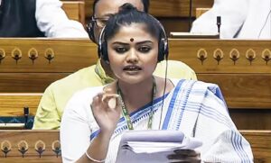 “পরিবারের পাশে আছি, দ্রুত বিচারের আশ্বাস”-বারুইপুর কাণ্ডে মুখ খুললেন সাংসদ সায়নী ঘোষ