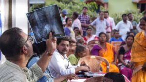 ‘ডাক্তারদের নিয়ে এ কোন তামাশা?’ বিয়েবাড়িতে ৭ দিন ধরে সরকারি স্বাস্থ্য শিবির, তুমুল বিতর্ক