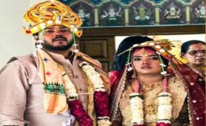 হাতের মেহেন্দি না শুকোতেই মৃত্যু! বিয়ের আড়াই মাসের মাথায় বহুতল থেকে পড়ে নববধূর রহস্যমৃত্যু