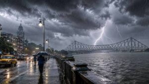 “রাতভর বৃষ্টিতে ভাসছে কলকাতা!”-সপ্তাহান্তে কেমন থাকবে আপনার জেলার আবহাওয়া?